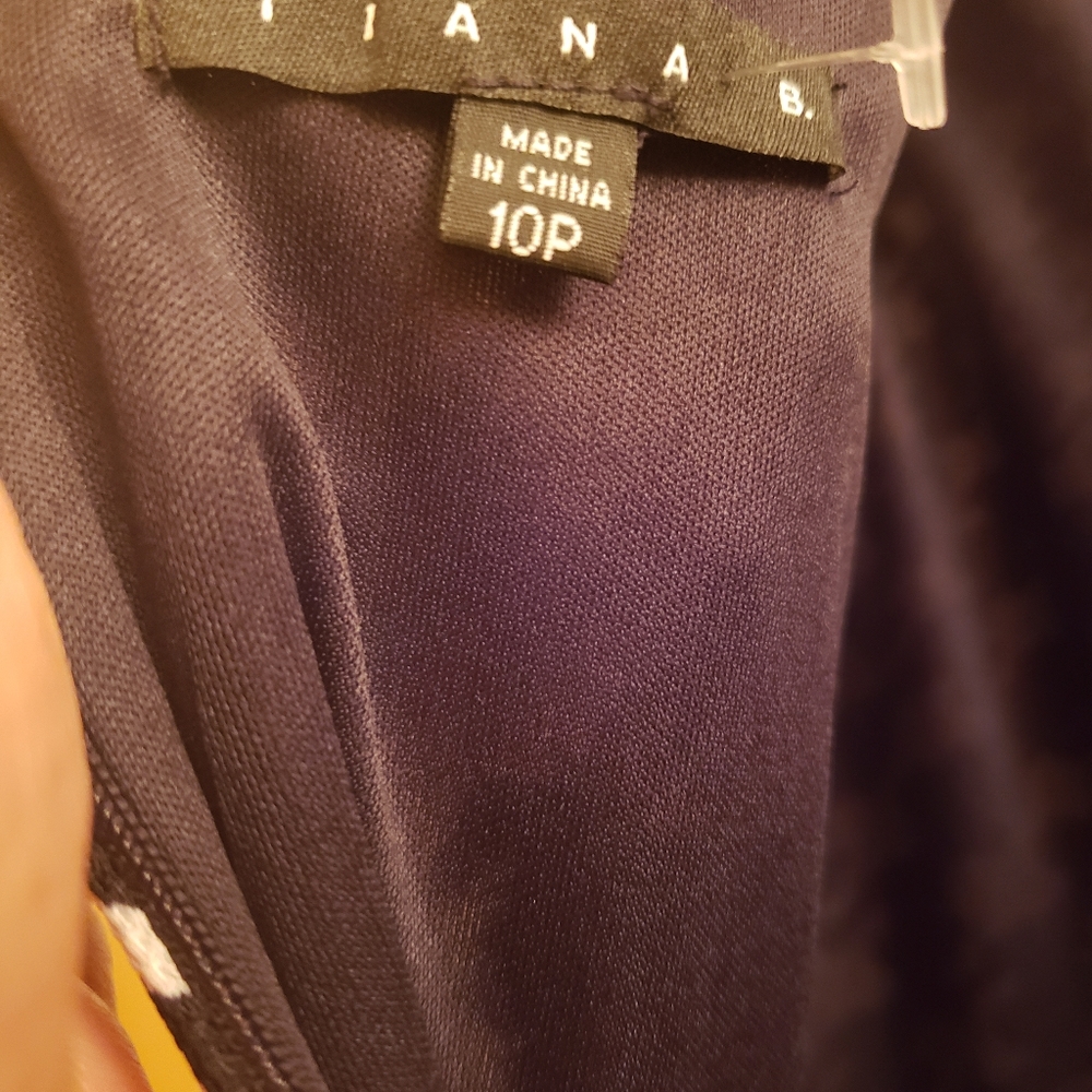 NWOT Tiana dress. - Picture 6 of 6